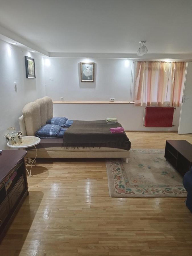 Goksi Apartment Subotica Exterior foto